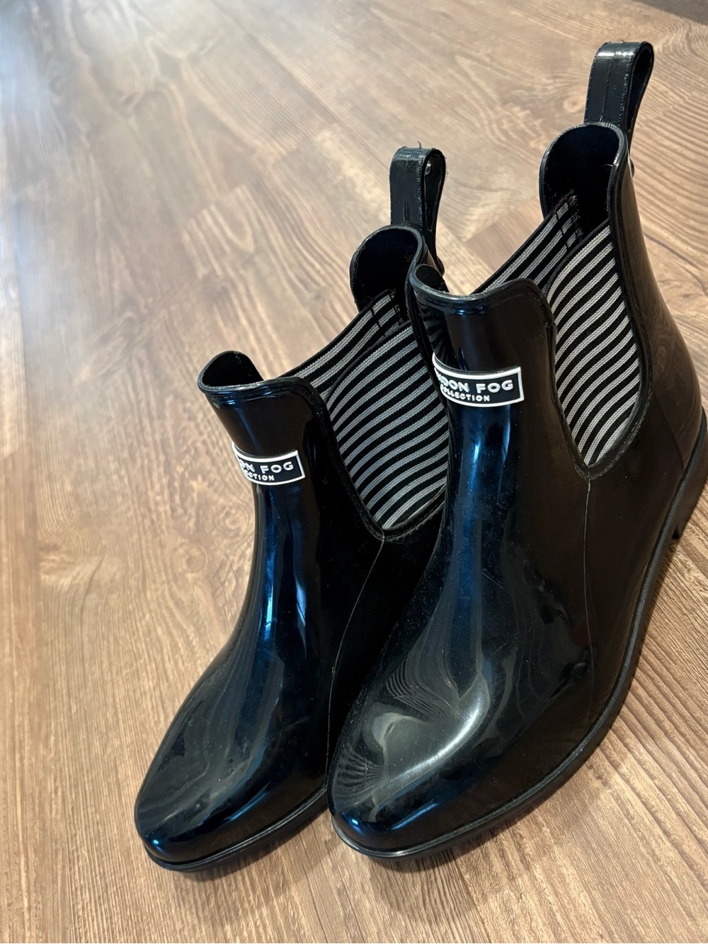 London Fog Black Gloss Rain Boots